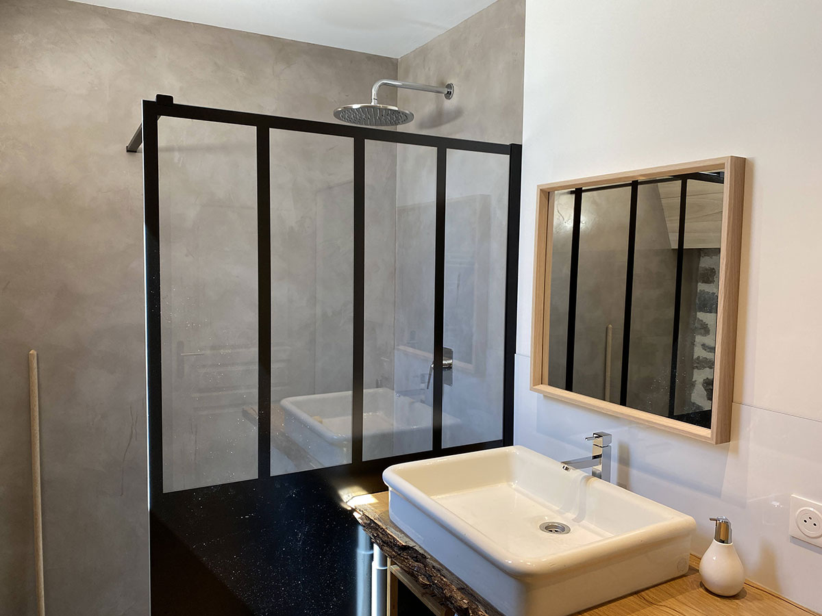 Salle de Bain - Gîte La petite Grange Cantal